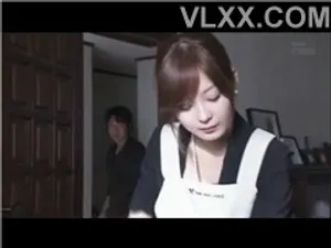 Chồng đi làm ăn, cô vợ ở nhà bị anh rể cưỡng hiếp