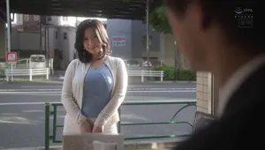 Chồng yêu yếu không làm lên đỉnh, người vợ lên mạng tìm trai trẻ chịch khỏe